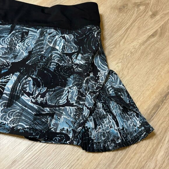 Lululemon Play Off the Pleats Mid-Rise Skirt size 4 - Picture 6 of 12